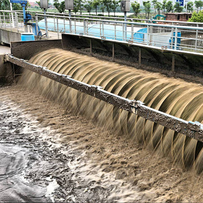 Winter heating in sewage treatment plants