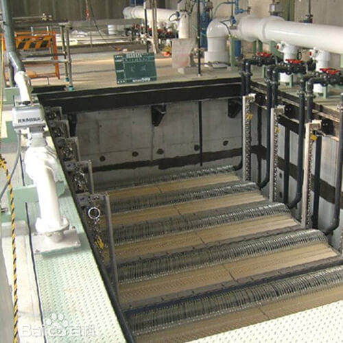 Ceramic membrane for treatment of the oily wastewater from oil alkali refining