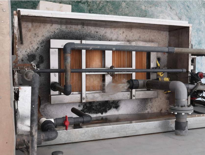 What should be paid attention to when cleaning flat ceramic filtration membrane?