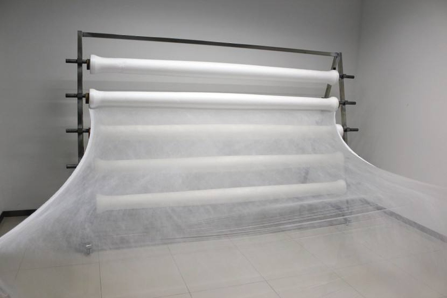 How to clean the reverse osmosis membrane components of pure water equipment?